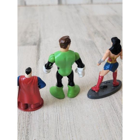 DC Comics Wonder Woman flash Green Lantern Superman Hawkman toy figure playset - Picture 10 of 13